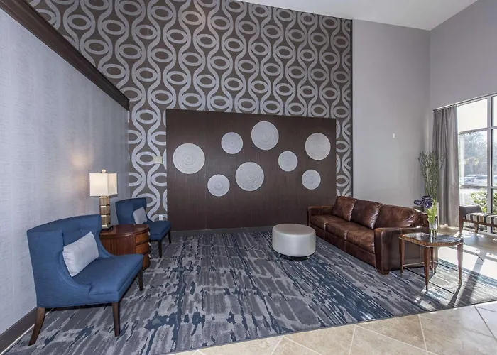 Doubletree By Hilton - Convention Center Hotel