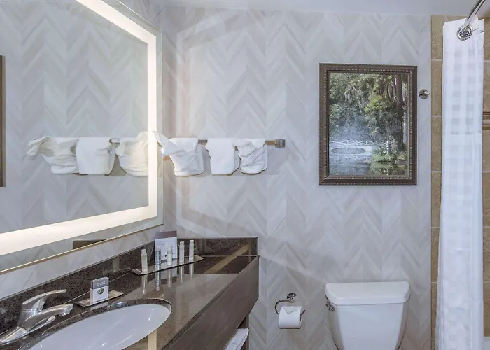 Doubletree By Hilton - Convention Center 4*