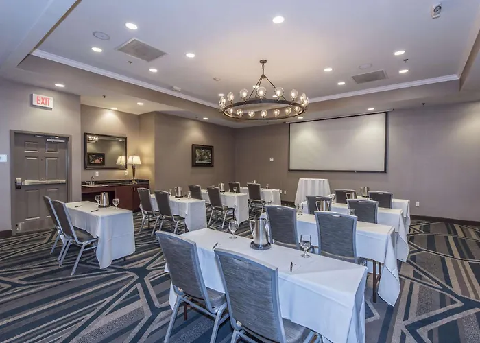 Doubletree By Hilton - Convention Center 4*